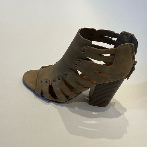 Indigo Rd Size 6M - Picture 10 of 12